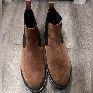 Caslon Chelsea boots